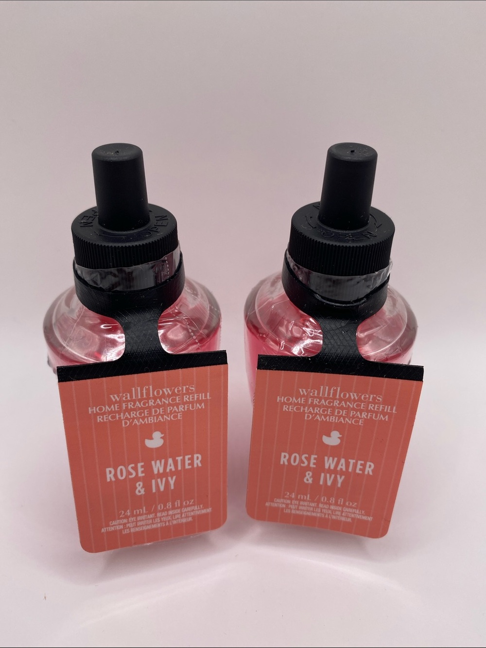 Bath & Body Works Rose Water & Ivy Wallflower Set